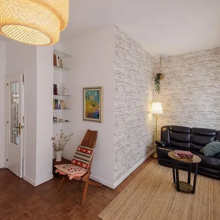 Gabonalaia Apartment *